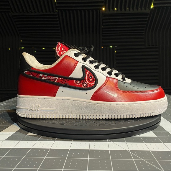 Custom Nike AF1 Low Red bandanna edition - Picture 2 of 5
